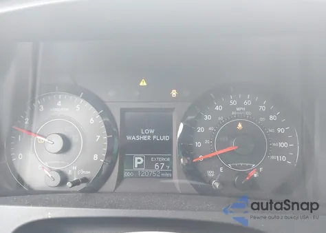 2015 Toyota Sienna Le 7 Passenger/Le 8 Passenger z USA, uszkodzony, nr VIN 5TDKK3DC9FS576023